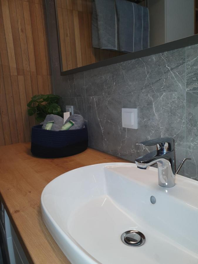 45 Apartment Breslau